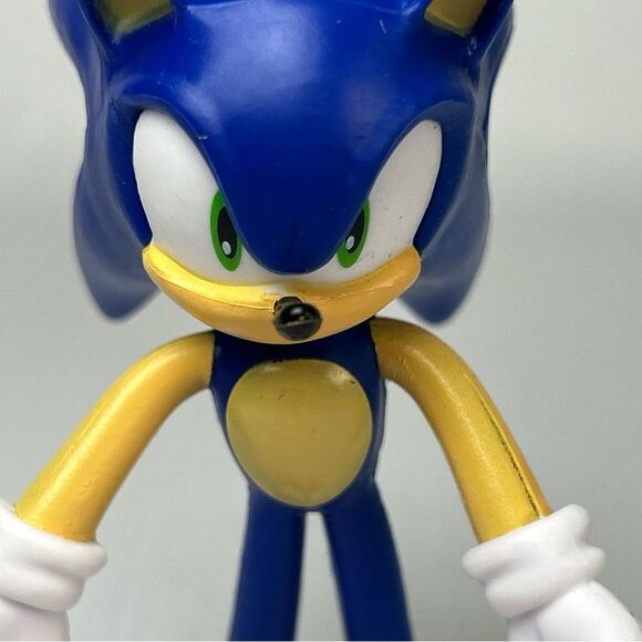 Jakks Sega Sonic the Hedgehog 4" Poseable  Action Figure - Picture 2 of 6